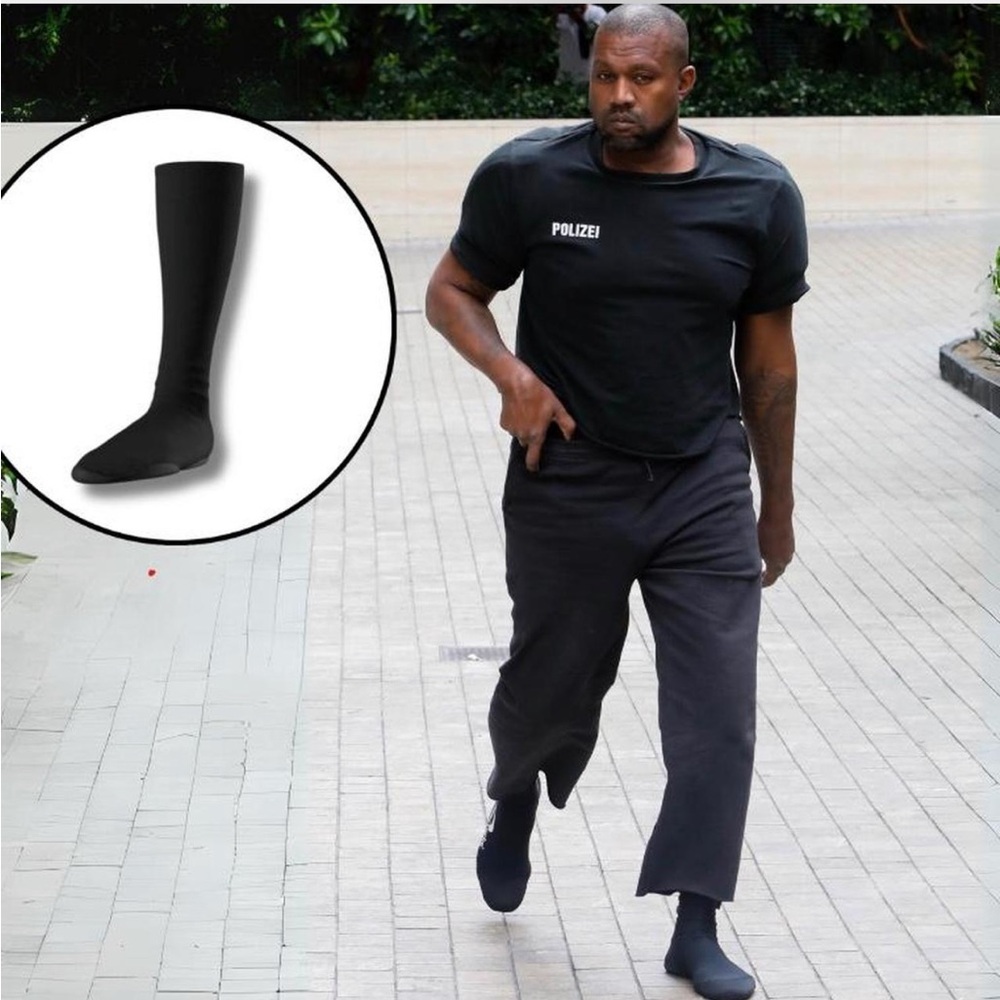 Authentic Yeezy Pods black sock shoes unisex size 1